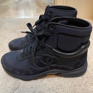 Chanel Black Sneaker 39.5